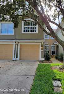 6744 White Blossom Cir Jacksonville, FL 32258