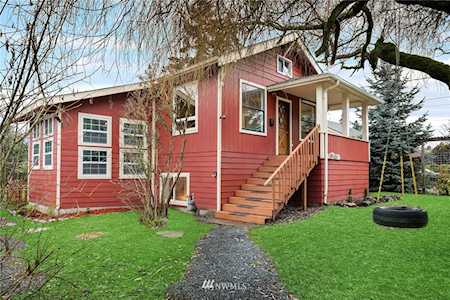 8725 Evanston Ave N Seattle, WA 98103