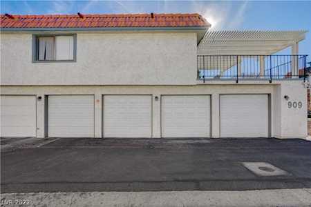 909 Willow Tree Dr #C Las Vegas, NV 89128