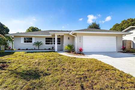 3279 Spanish Moss Ln Palm Harbor, FL 34684