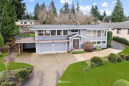 16455 SE 44th Place Bellevue, WA 98006