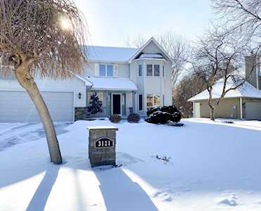 3121 Chandler Court Burnsville, MN 55337