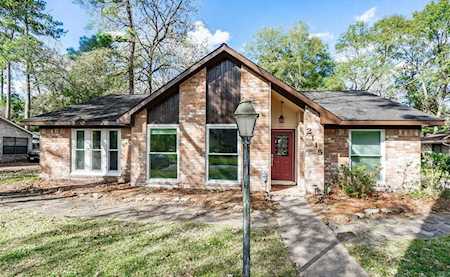 2115 Poplar Park Dr Kingwood, TX 77339