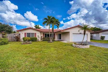 10645 NW 42nd Dr Coral Springs, FL 33065