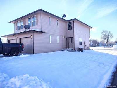 401 Sterling Ln Dacono, CO 80514