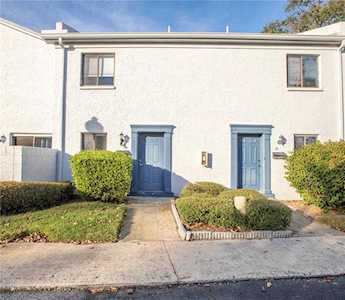 8800 Bardmoor Blvd #11 Seminole, FL 33777