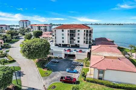 6145 Sun Blvd #306 St. Petersburg, FL 33715