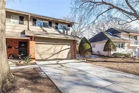 10333 Ash St Overland Park, KS 66207