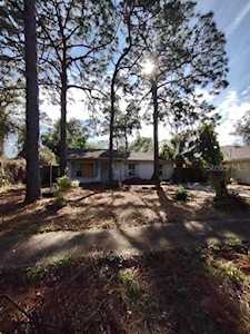 720 Locust St Tarpon Springs, FL 34689