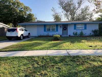 1759 Saint Croix Dr Clearwater, FL 33759
