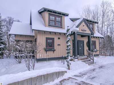 12460-Unit 310C Wintergreen Drive Thompsonville, MI 49683