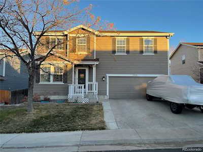 5226 S Riviera Circle Aurora, CO 80015