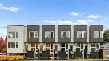 14361 Stone Ave N Seattle, WA 98133