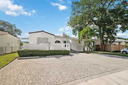 412 SE 13th St Fort Lauderdale, FL 33316