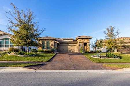 105 Serene Hilltop CIR Lakeway, TX 78738