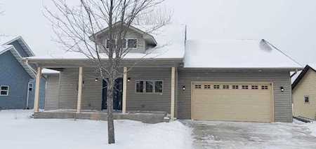 725 Pleasant Avenue Saint Paul Park, MN 55071