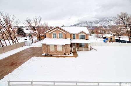 1990 E South Weber Dr South Weber, UT 84405