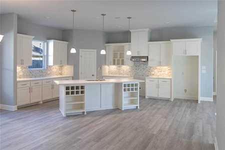 4731 Cashel Circle Houston, TX 77069