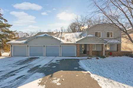 2364 Montana Avenue E Maplewood, MN 55119