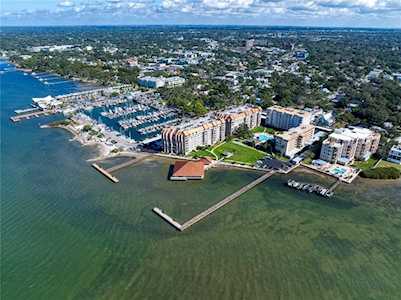 620 Edgewater Dr #302 Dunedin, FL 34698