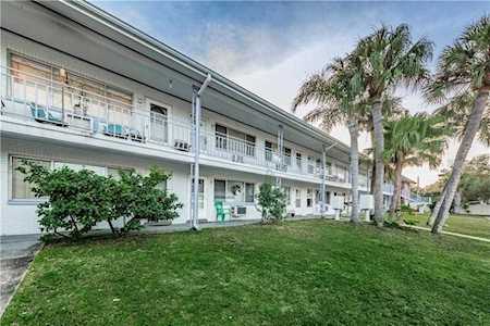 2353 Shelley St #20 Clearwater, FL 33765