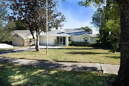 1605 Highland Club Ln Palm Harbor, FL 34684