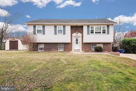 2213 Bridle Path Dr Waldorf, MD 20601