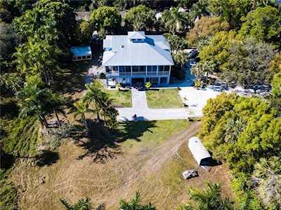 11468 E Terry St Bonita Springs, FL 34135