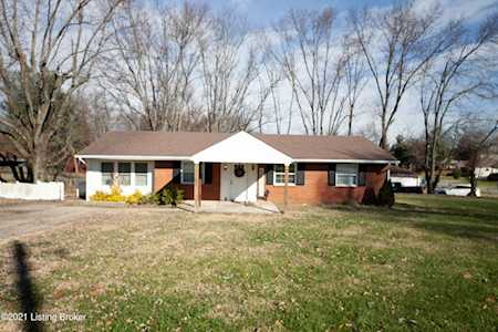 6807 Crestview Dr Crestwood, KY 40014