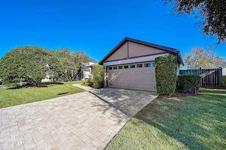 2233 Twin Pines Cir Jacksonville, FL 32246