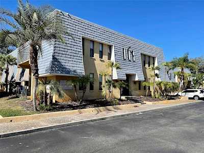 704 Lyndhurst St #602 Dunedin, FL 34698