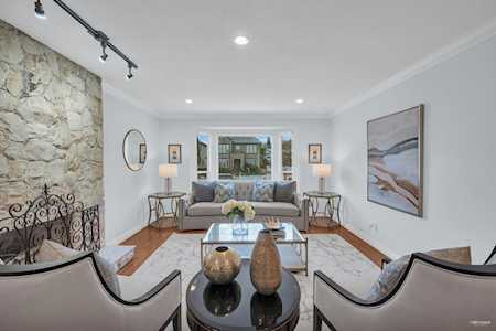 2853 W 23rd Avenue Vancouver, BC V6L 1P2