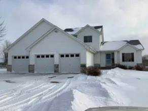 1505 Spinnaker Road Waconia, MN 55387