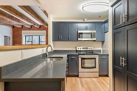 33 Sleeper St #209 Boston, MA 02210