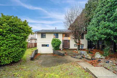 6362 Rumble Street Burnaby, BC V5E 1A7