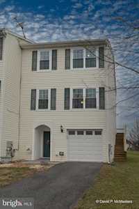 106 Sir Washington St Inwood, WV 25428