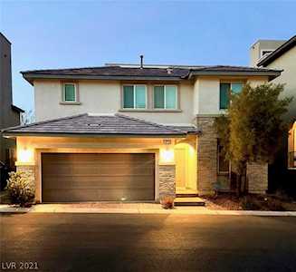 10722 Crosley Field Ave Las Vegas, NV 89166