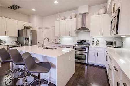 2520 Bluebonnet LN #15 Austin, TX 78704