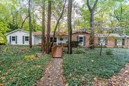 28331 Forestbrook Dr Farmington Hills, MI 48334