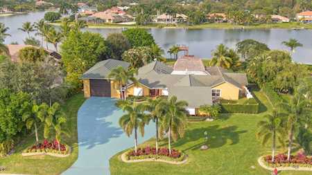 8813 S Wendy Lane Wellington, FL 33411