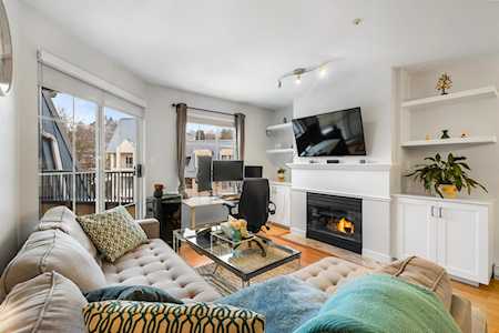 295 Schoolhouse Street #302 Coquitlam, BC V3K 6X5