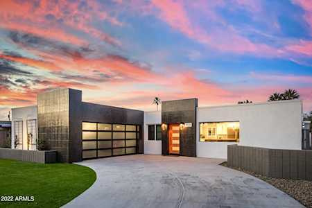 8308 E Crestwood Way Scottsdale, AZ 85250