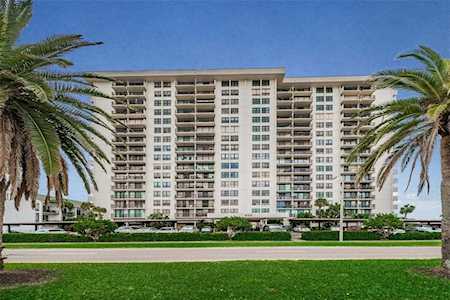 400 Island WAY #1212 Clearwater, FL 33767
