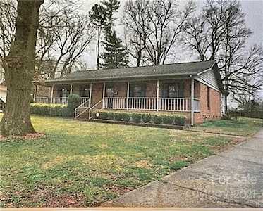 4132 Woodgreen Terrace Charlotte, NC 28205