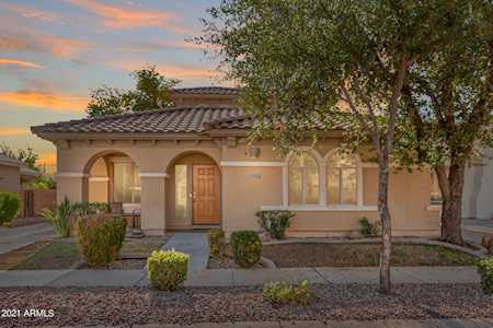 975 E Runaway Bay Place Chandler, AZ 85249