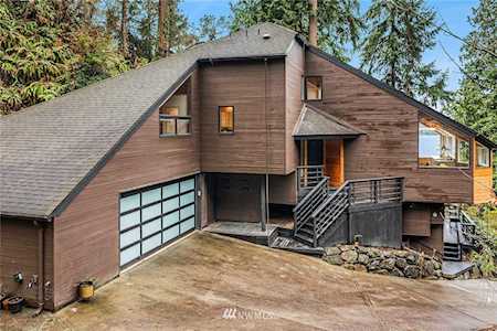 4320 Forest Ave SE Mercer Island, WA 98040