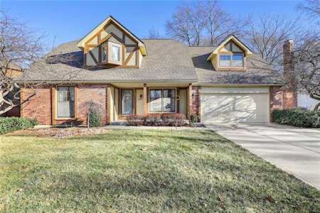 9304 W 113th St Overland Park, KS 66210