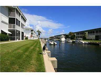 130 Doolen Court #310 North Palm Beach, FL 33408