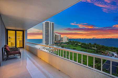 5540 N Ocean Drive #7d Singer Island, FL 33404