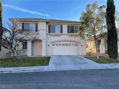 8345 Palace Heights Ave Las Vegas, NV 89117